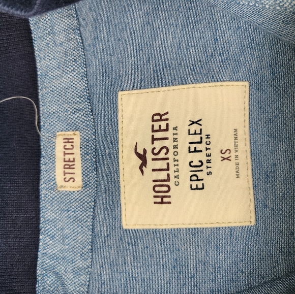 Hollister Men's polo - Picture 2 of 2